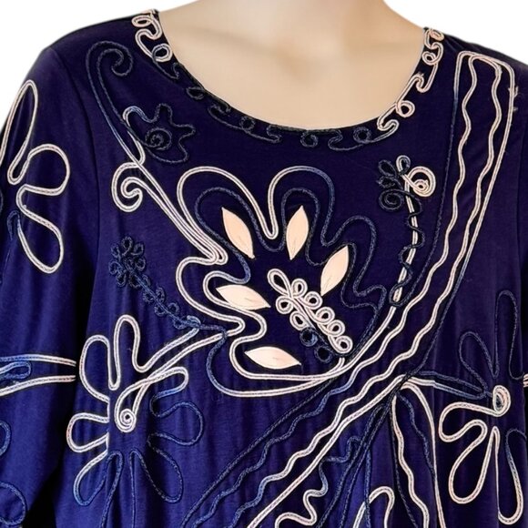Objects D'Art Navy Stretch Tunic Heavily Embroidered Art to Wear Plus Size 2X - Picture 2 of 5